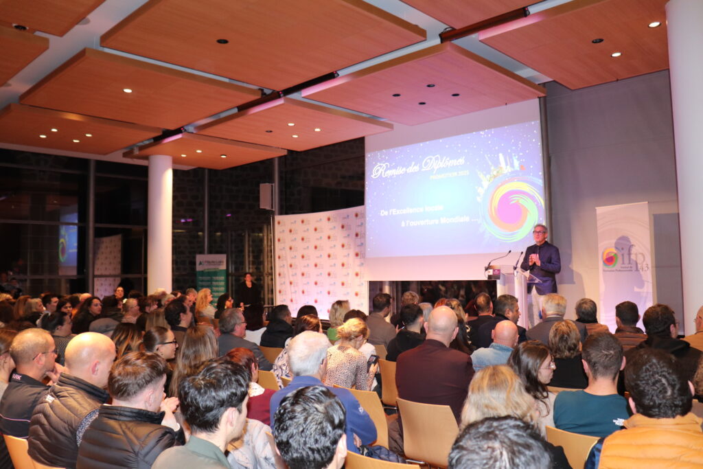 Cérémonie de remise des diplÎmes ifp43 novembre 2025